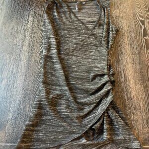 La Classe Couture Sleeveless Dress